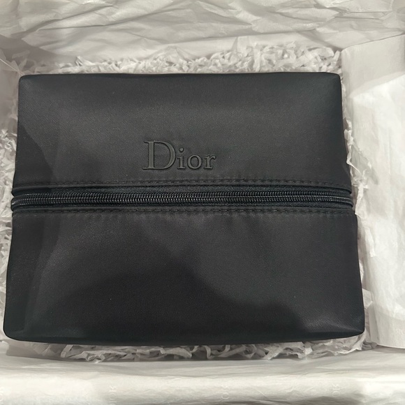Dior Black Makeup or Grooming bag - Picture 4 of 10